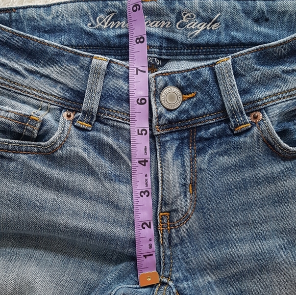 American Eagle slim boot light wash jeans size 2 - Picture 9 of 11